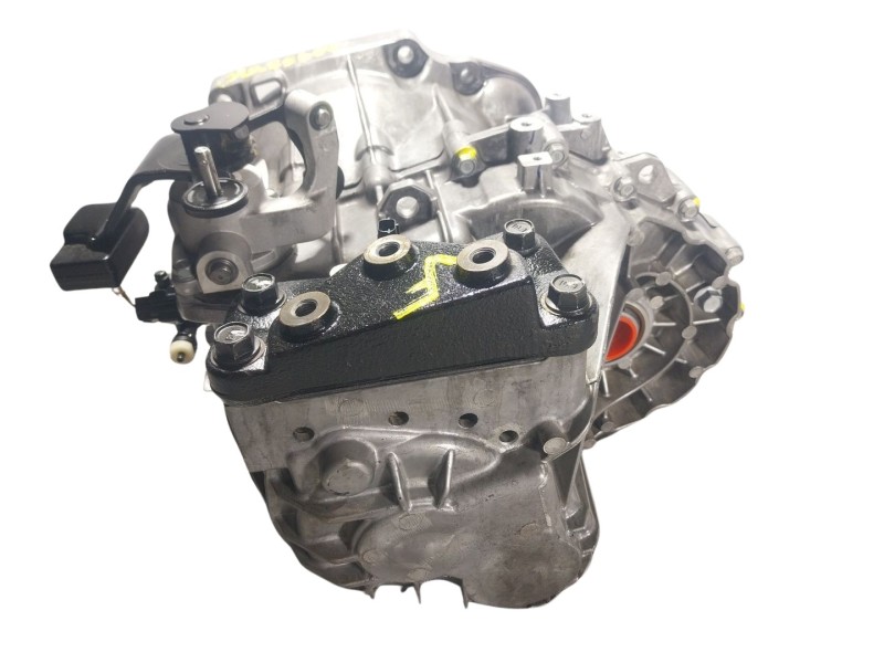 Recambio de caja cambios para ssangyong tivoli 1.6 xdi 160 referencia OEM IAM  3102035101 