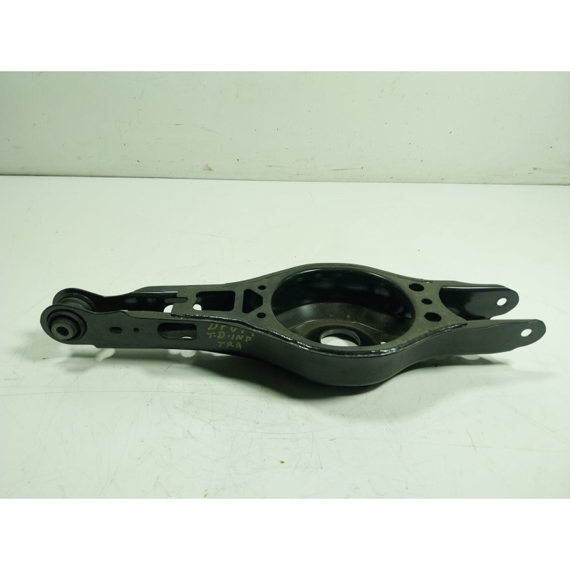 Recambio de brazo suspension inferior trasero derecho para toyota c-hr (_x1_) 1.8 hybrid (zyx10_, zyx11_) referencia OEM IAM   