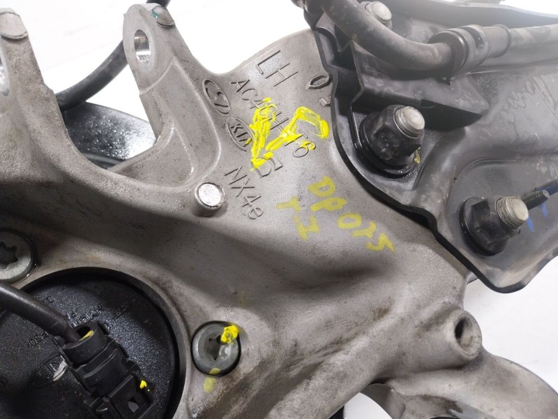 Recambio de mangueta trasera izquierda para hyundai tucson (nx4e, nx4a) 1.6 t-gdi referencia OEM IAM   