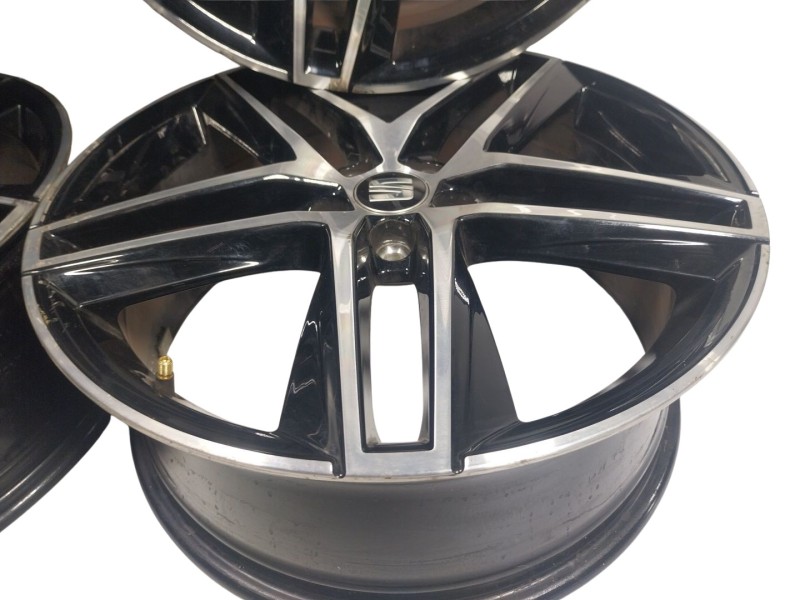 Recambio de juego llantas para seat ibiza v (kj1, kjg) 1.0 tsi referencia OEM IAM  6F0601025E 