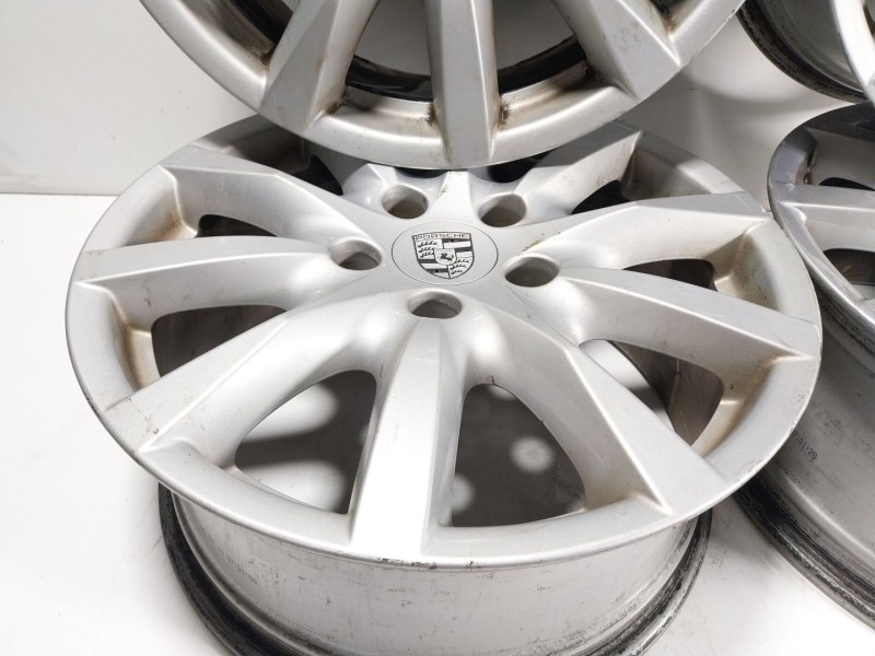Recambio de juego llantas para porsche cayenne (92a) 3.0 diesel referencia OEM IAM  7P5601025 