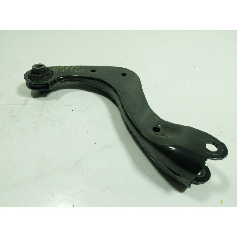 Recambio de brazo suspension superior trasero derecho para toyota c-hr (_x1_) 1.8 hybrid (zyx10_, zyx11_) referencia OEM IAM   