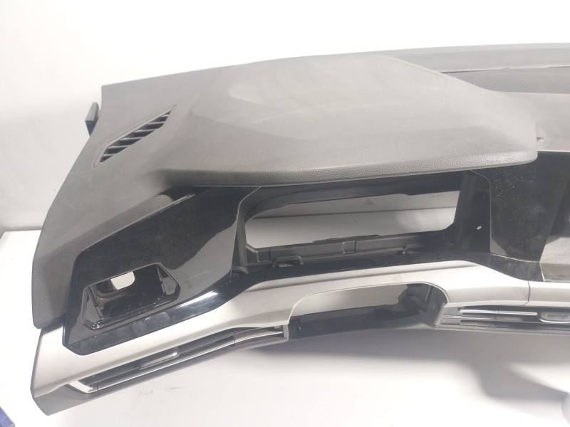 Recambio de salpicadero para volkswagen golf viii (cd1, da1) 1.0 tsi referencia OEM IAM   