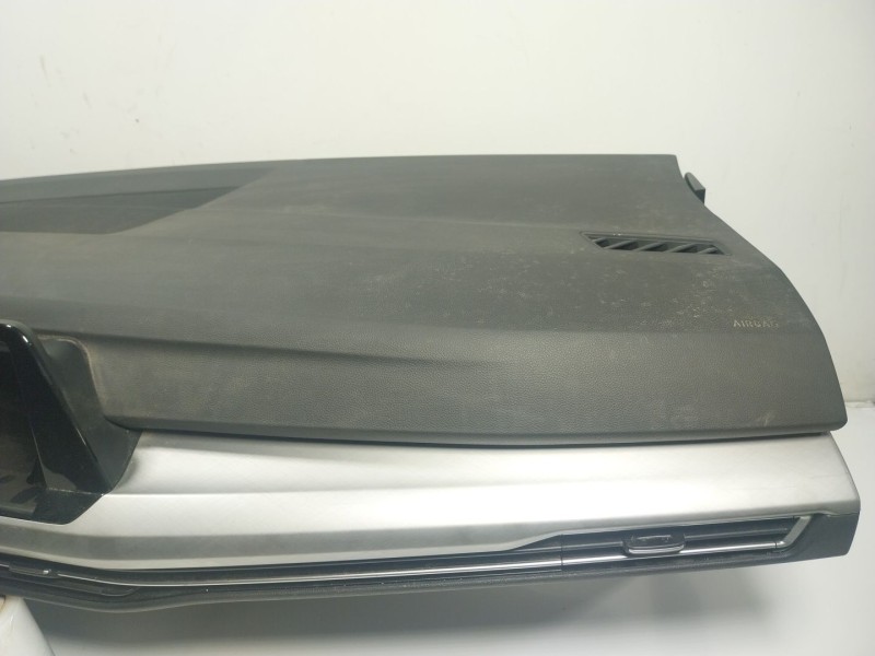 Recambio de salpicadero para volkswagen golf viii (cd1, da1) 1.0 tsi referencia OEM IAM   