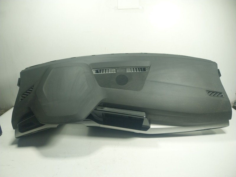 Recambio de salpicadero para volkswagen golf viii (cd1, da1) 1.0 tsi referencia OEM IAM   