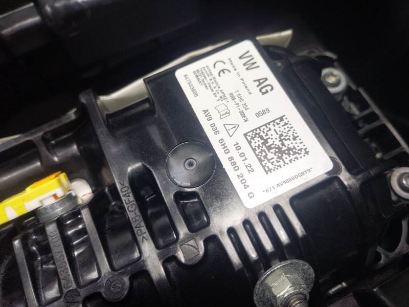 Recambio de salpicadero para volkswagen golf viii (cd1, da1) 1.0 tsi referencia OEM IAM   