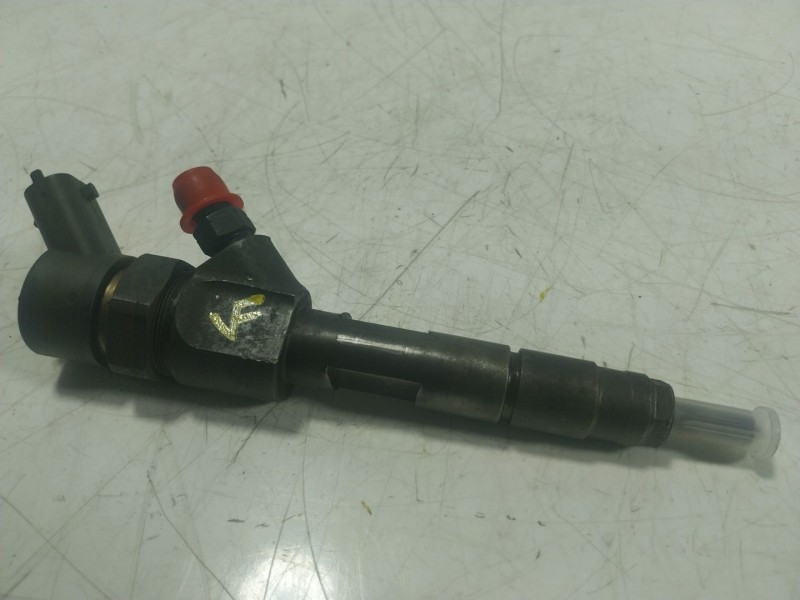 Recambio de inyector para renault espace iv (jk0) 1.9 dci diesel referencia OEM IAM  8200238528 