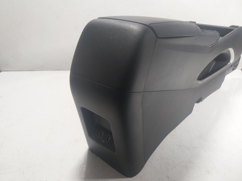 Recambio de apoyabrazos central para hyundai tucson (nx4e, nx4a) 1.6 t-gdi referencia OEM IAM   