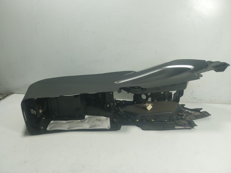 Recambio de apoyabrazos central para hyundai tucson (nx4e, nx4a) 1.6 t-gdi referencia OEM IAM   