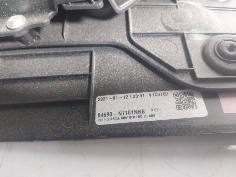 Recambio de apoyabrazos central para hyundai tucson (nx4e, nx4a) 1.6 t-gdi referencia OEM IAM   