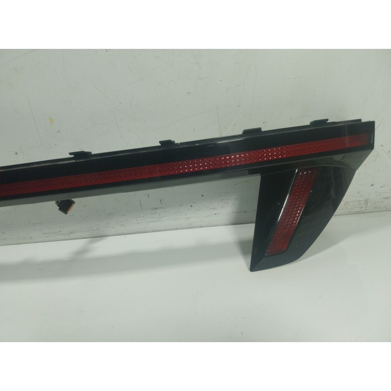 Recambio de piloto trasero central para hyundai tucson (nx4e, nx4a) 1.6 t-gdi referencia OEM IAM  92403N7120 