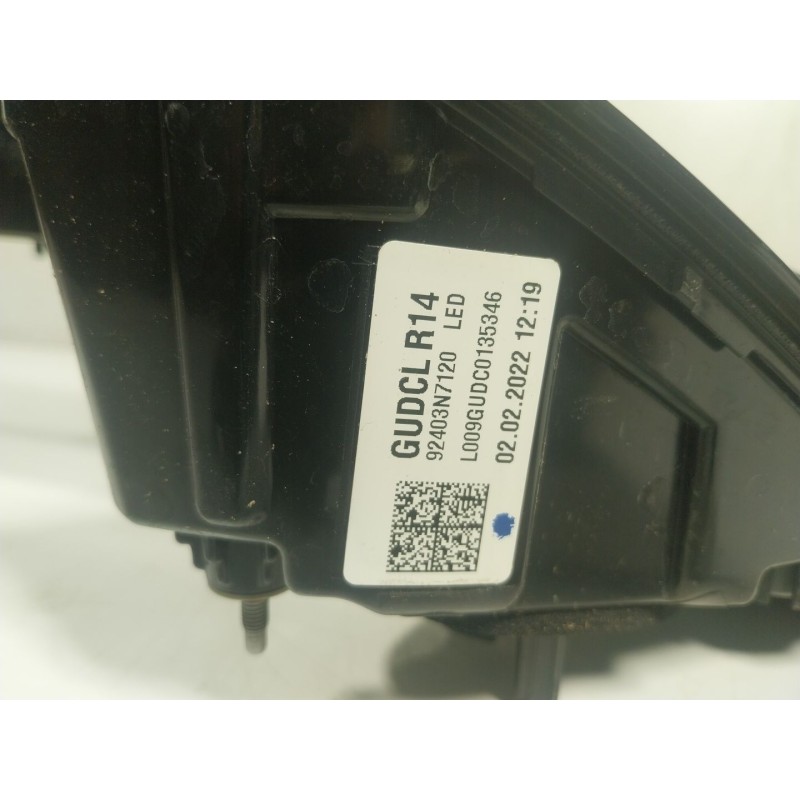 Recambio de piloto trasero central para hyundai tucson (nx4e, nx4a) 1.6 t-gdi referencia OEM IAM  92403N7120 