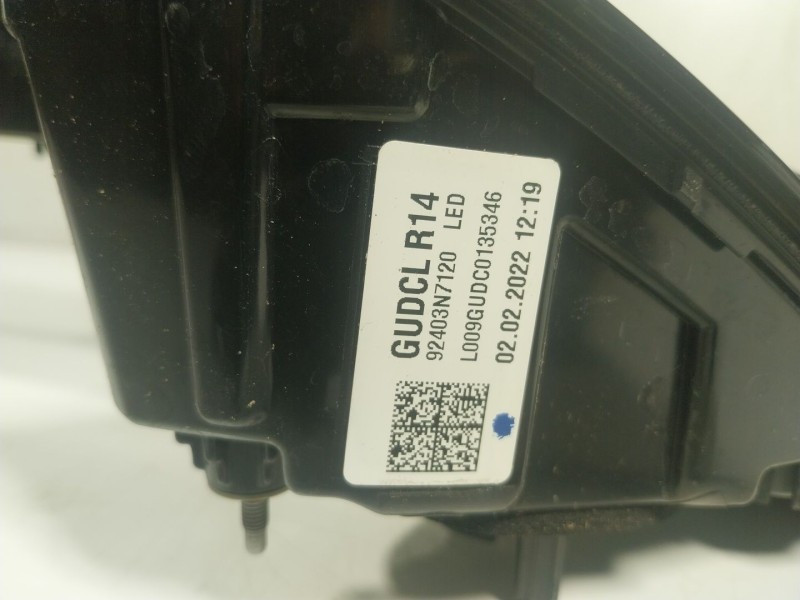 Recambio de piloto trasero central para hyundai tucson (nx4e, nx4a) 1.6 t-gdi referencia OEM IAM  92403N7120 