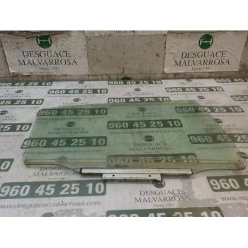 CRISTAL PUERTA TRASERO DERECHO 6810330680 