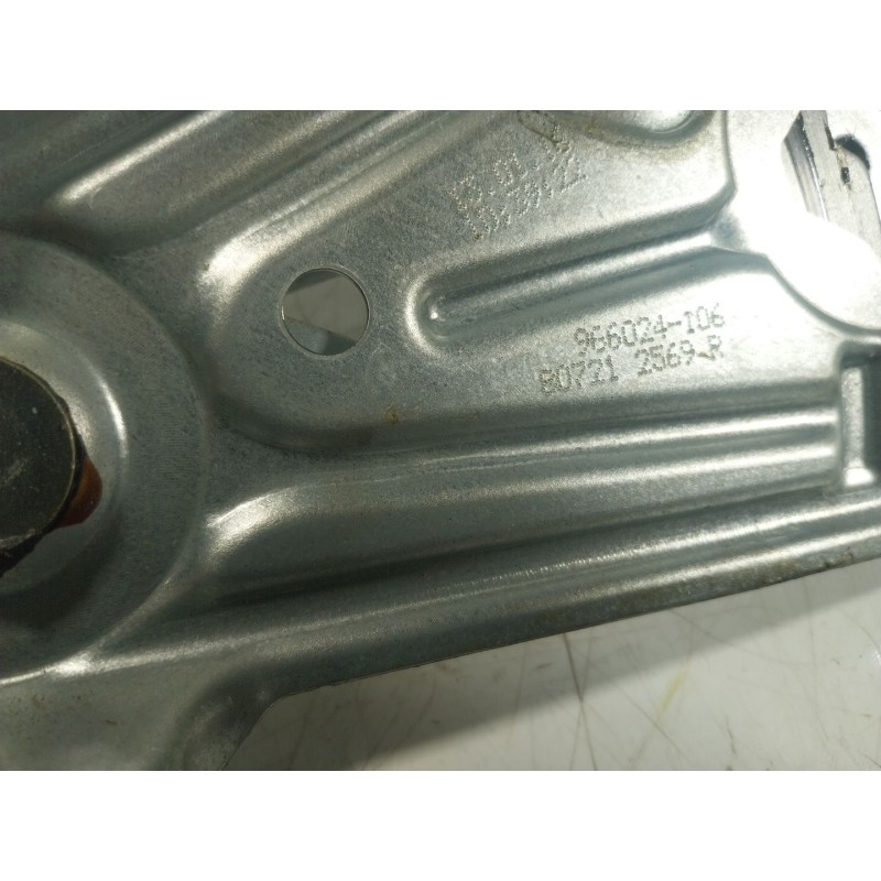 Recambio de elevalunas delantero izquierdo para renault scénic iii (jz0/1_) 1.2 tce referencia OEM IAM 807212569R 807212569R 