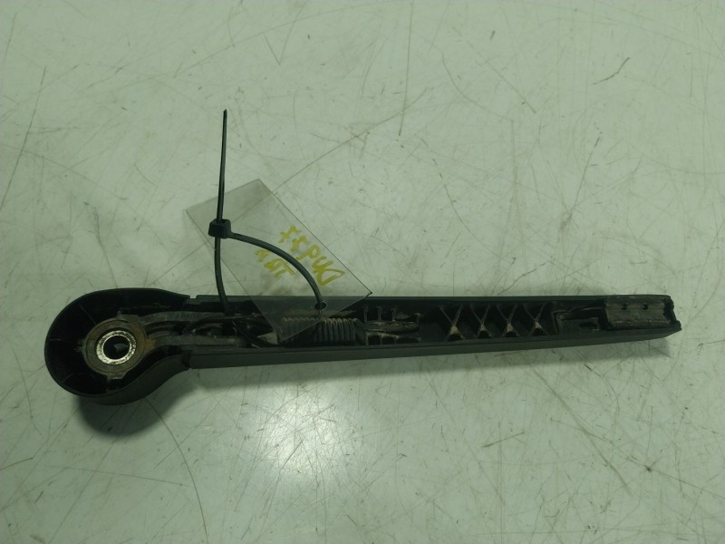 Recambio de brazo limpia trasero para volkswagen golf viii (cd1, da1) 1.0 tsi referencia OEM IAM   