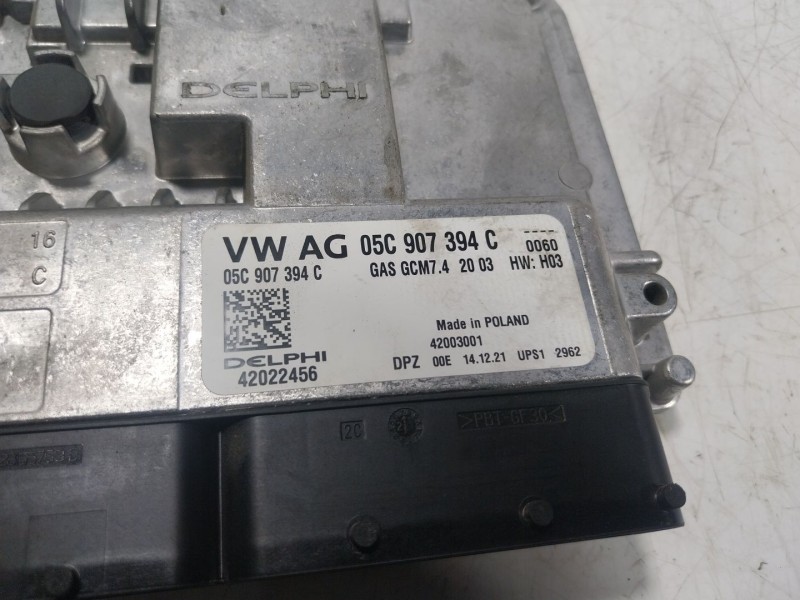 Recambio de centralita motor uce para volkswagen golf viii (cd1, da1) 1.0 tsi referencia OEM IAM  05C907394C 