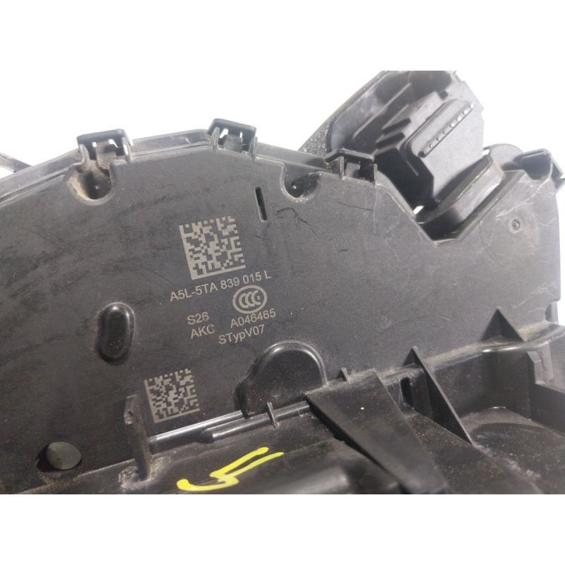 Recambio de cerradura puerta trasera izquierda para volkswagen golf viii (cd1, da1) 1.0 tsi referencia OEM IAM  5TA839015L 