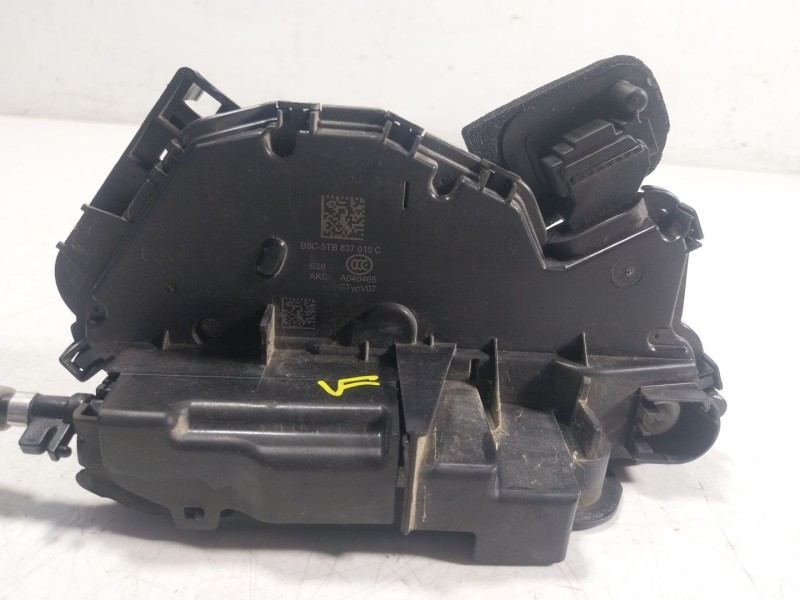 Recambio de cerradura puerta delantera izquierda para volkswagen golf viii (cd1, da1) 1.0 tsi referencia OEM IAM  5TB837015C 