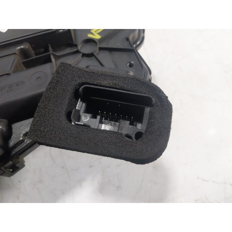 Recambio de cerradura puerta delantera izquierda para volkswagen golf viii (cd1, da1) 1.0 tsi referencia OEM IAM  5TB837015C 
