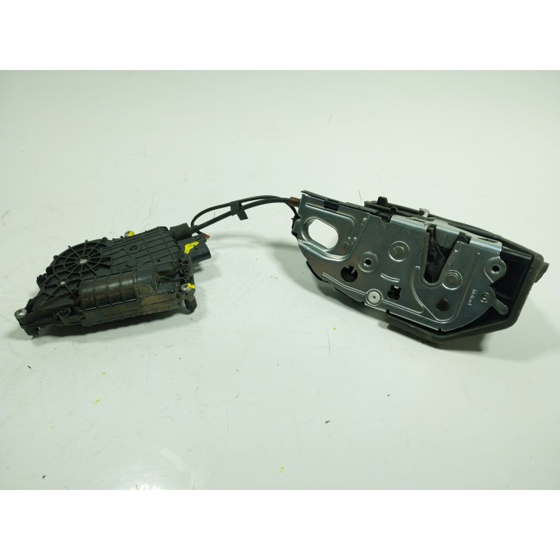 Recambio de cerradura puerta trasera derecha para bmw 7 (f01, f02, f03, f04) 740 d xdrive referencia OEM IAM  7185688 