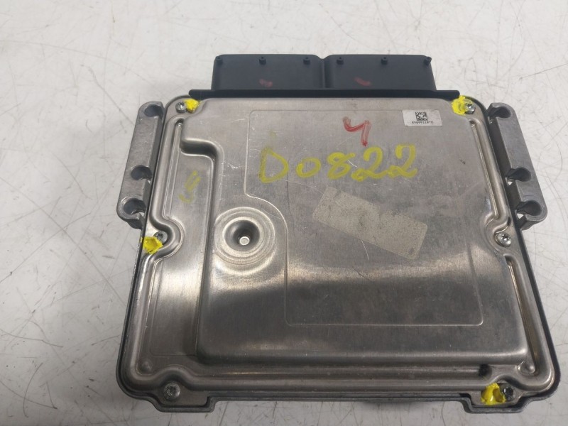 Recambio de centralita motor uce para kia cee´d (jd) 1.4 crdi 90 referencia OEM IAM  391402A800 