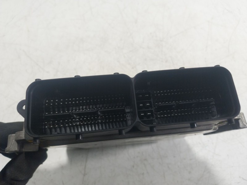 Recambio de centralita motor uce para kia cee´d (jd) 1.4 crdi 90 referencia OEM IAM  391402A800 