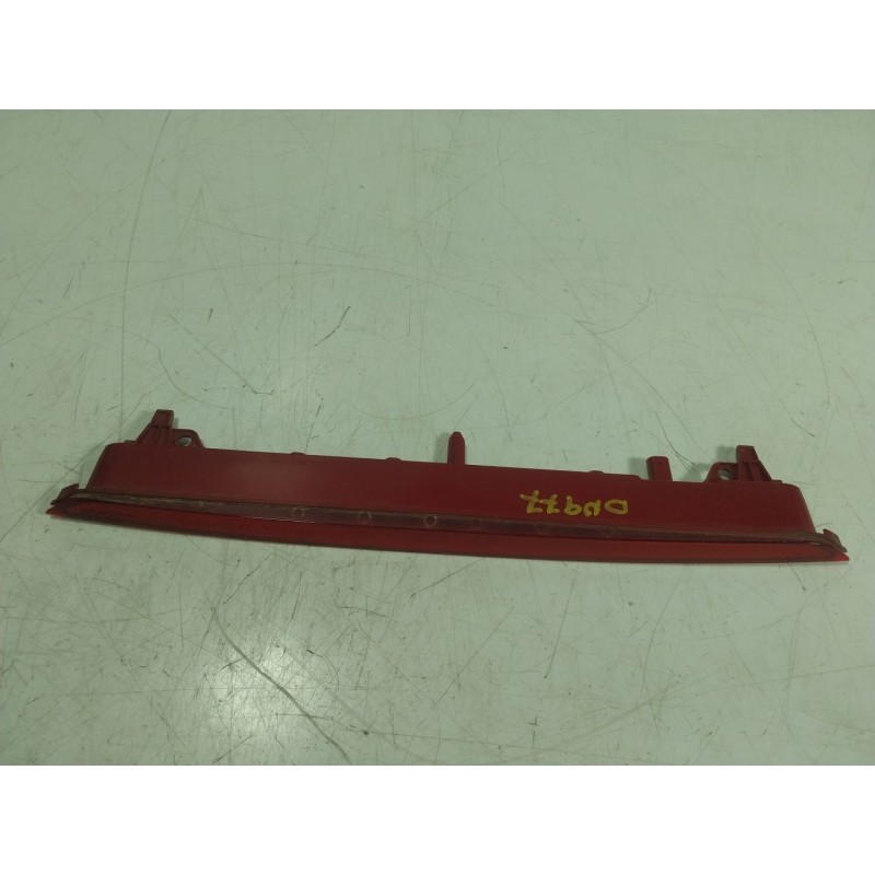 Recambio de piloto trasero central para volkswagen golf viii (cd1, da1) 1.0 tsi referencia OEM IAM  5C0945087 