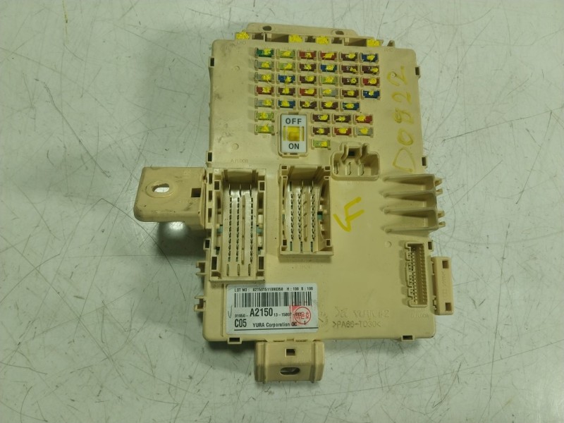 Recambio de caja reles / fusibles para kia cee´d (jd) 1.4 crdi 90 referencia OEM IAM  91950A215013 
