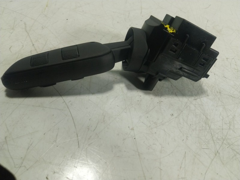 Recambio de mando limpia para ssangyong tivoli 1.6 xdi 160 referencia OEM IAM  859103500 