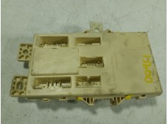 Recambio de caja reles / fusibles para ssangyong tivoli 1.6 xdi 160 referencia OEM IAM  8215035034  2