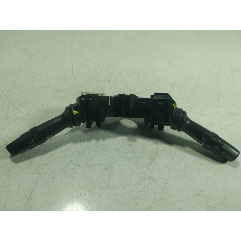 Recambio de mando luces para kia cee´d (jd) 1.4 crdi 90 referencia OEM IAM  93410A2631 