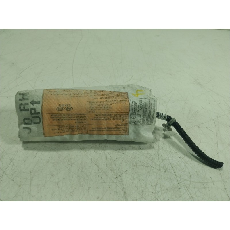 Recambio de airbag lateral delantero derecho para kia cee´d (jd) 1.4 crdi 90 referencia OEM IAM  0589P1000487 