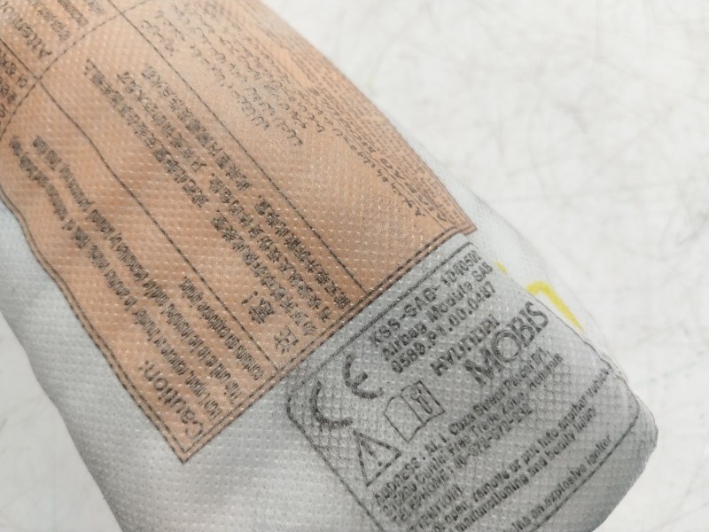 Recambio de airbag lateral delantero derecho para kia cee´d (jd) 1.4 crdi 90 referencia OEM IAM  0589P1000487 