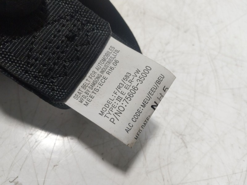 Recambio de cinturon seguridad trasero izquierdo para ssangyong tivoli 1.6 xdi 160 referencia OEM IAM  7560635000 