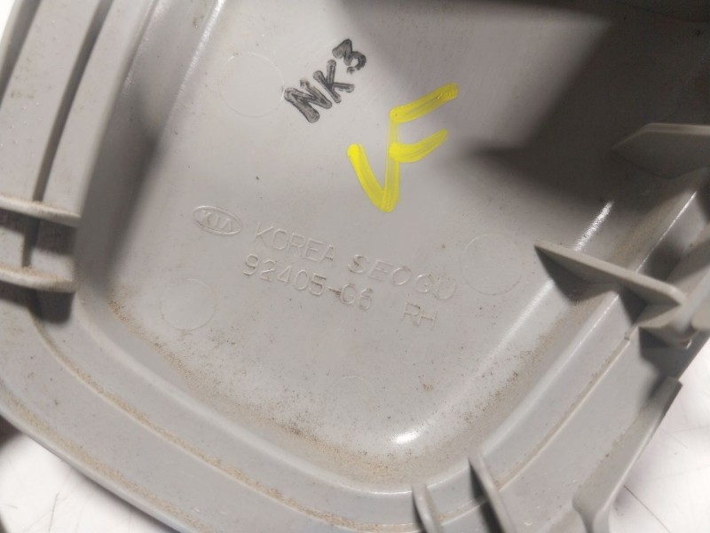 Recambio de piloto marcha atras para kia picanto iii (ja) 1.0 lpg referencia OEM IAM  92405G6 