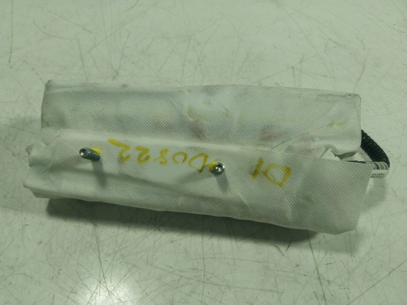 Recambio de airbag lateral delantero izquierdo para kia cee´d (jd) 1.4 crdi 90 referencia OEM IAM  0589P1000487 