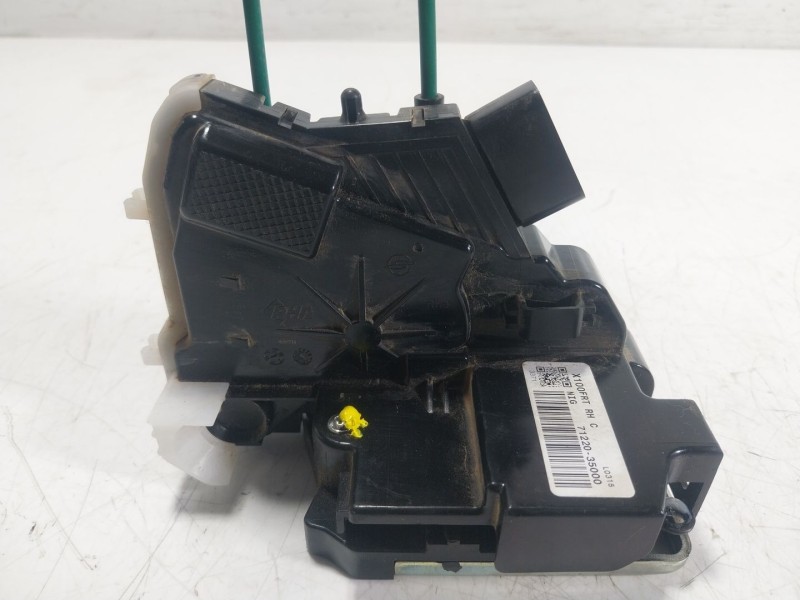 Recambio de cerradura puerta delantera derecha para ssangyong tivoli 1.6 xdi 160 referencia OEM IAM  7122035000 