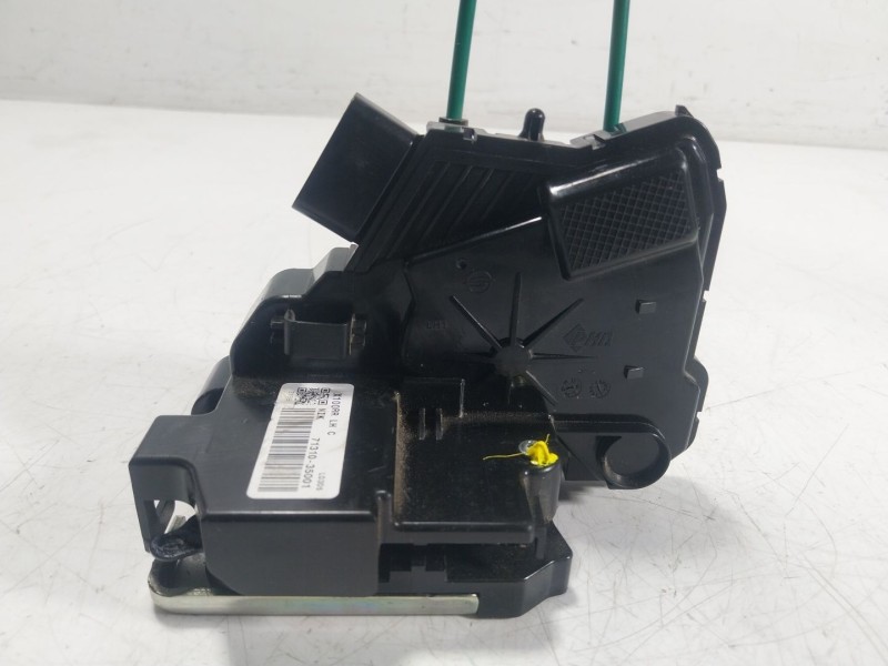 Recambio de cerradura puerta trasera izquierda para ssangyong tivoli 1.6 xdi 160 referencia OEM IAM  7131035001 