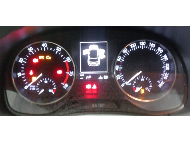 Recambio de cuadro instrumentos para skoda fabia iii (nj3) 1.0 referencia OEM IAM 6V0920740A 6V0920740A 