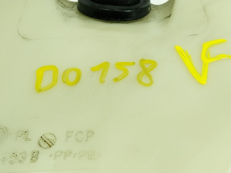 Recambio de deposito limpia para audi a4 b8 (8k2) 1.8 tfsi quattro referencia OEM IAM  8T0955153B 