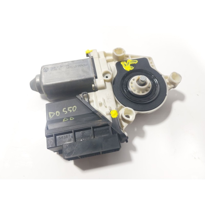 Recambio de motor elevalunas delantero derecho para volkswagen golf iv (1j1) 1.9 tdi referencia OEM IAM   