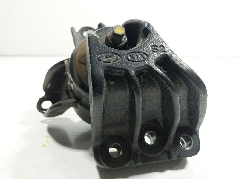 Recambio de soporte motor derecho para kia cee´d (jd) 1.4 crdi 90 referencia OEM IAM  21810A5500 