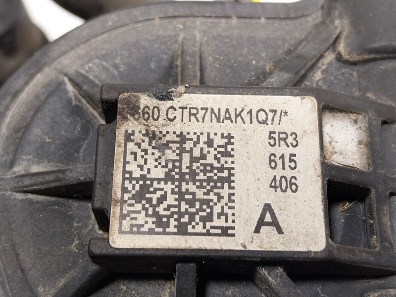 Recambio de pinza freno trasera derecha para volkswagen golf viii (cd1, da1) 1.0 tsi referencia OEM IAM  5R3615406 