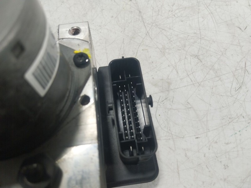 Recambio de abs para kia cee´d (jd) 1.4 crdi 90 referencia OEM IAM  58920A2230 