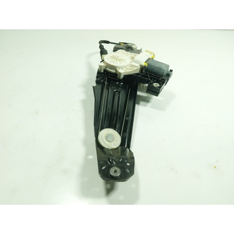 Recambio de elevalunas trasero izquierdo para bmw 7 (f01, f02, f03, f04) 740 d xdrive referencia OEM IAM  966238 