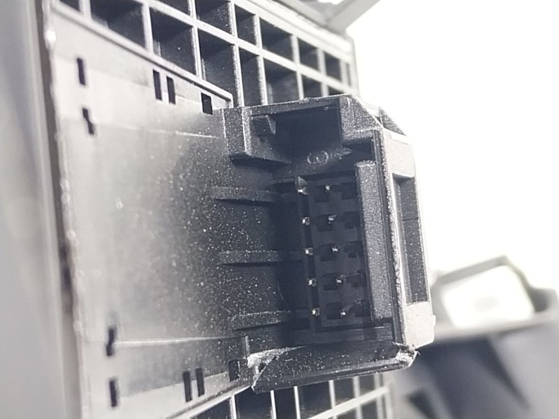 Recambio de mando elevalunas delantero izquierdo para audi a4 b8 (8k2) 1.8 tfsi quattro referencia OEM IAM   