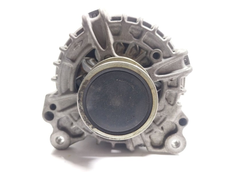 Recambio de alternador para volkswagen golf viii (cd1, da1) 1.0 tsi referencia OEM IAM  05E903027B 