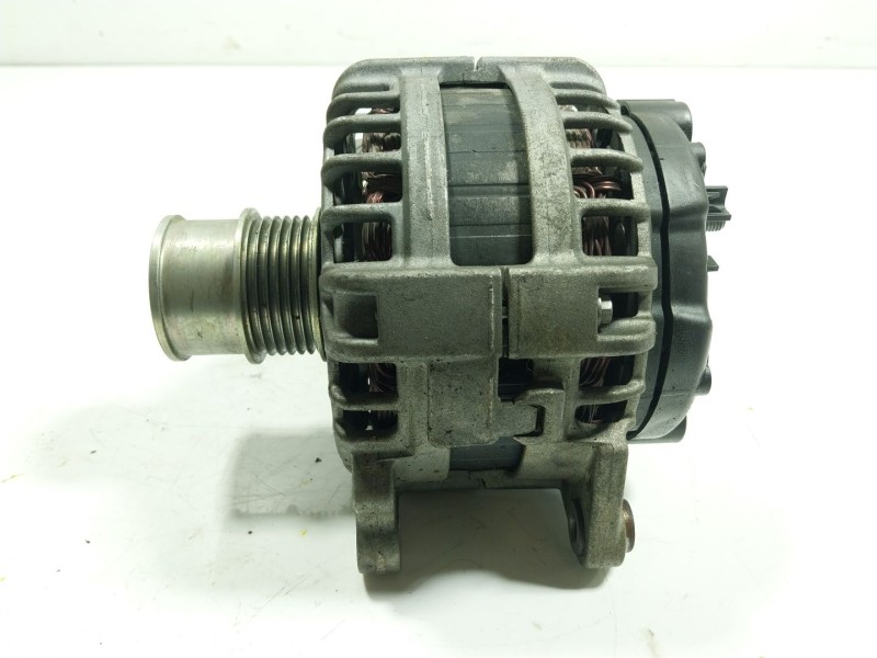 Recambio de alternador para volkswagen golf viii (cd1, da1) 1.0 tsi referencia OEM IAM  05E903027B 