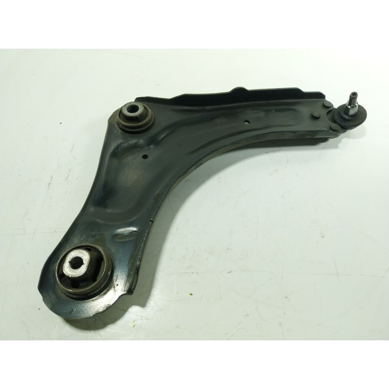 Recambio de brazo suspension inferior delantero derecho para renault scénic iii (jz0/1_) 1.2 tce referencia OEM IAM 545006560R  